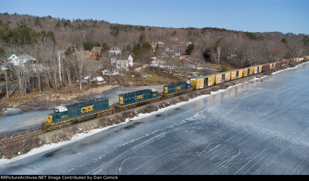 CSXT 8873 Leads L070 at Winthrop ME
